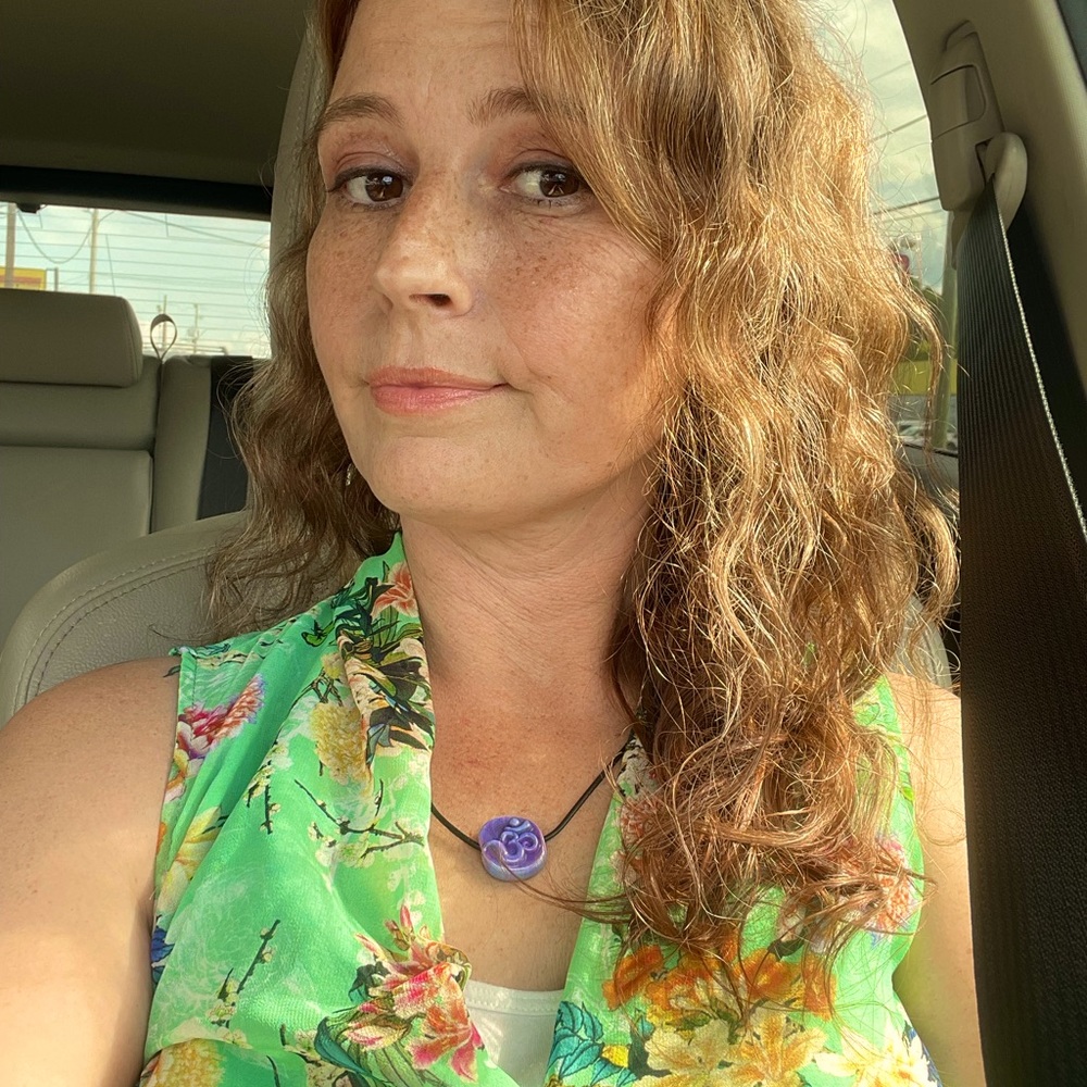 Meet your Posher, Dena